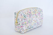 Felda Tana Lawn Toiletry Bag