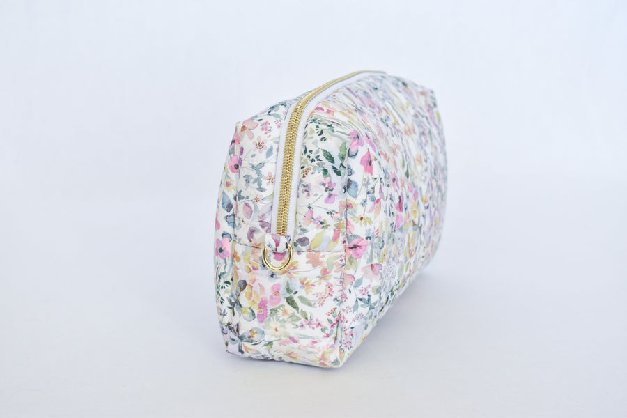 Felda Tana Lawn Toiletry Bag