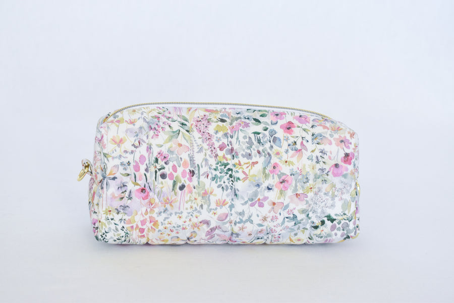 Felda Tana Lawn Toiletry Bag