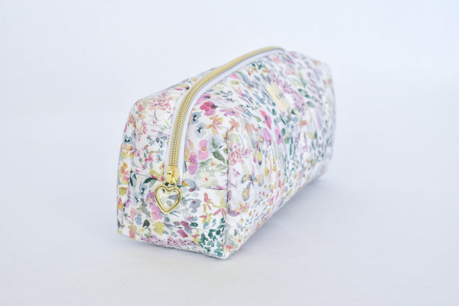 Felda Tana Lawn Toiletry Bag
