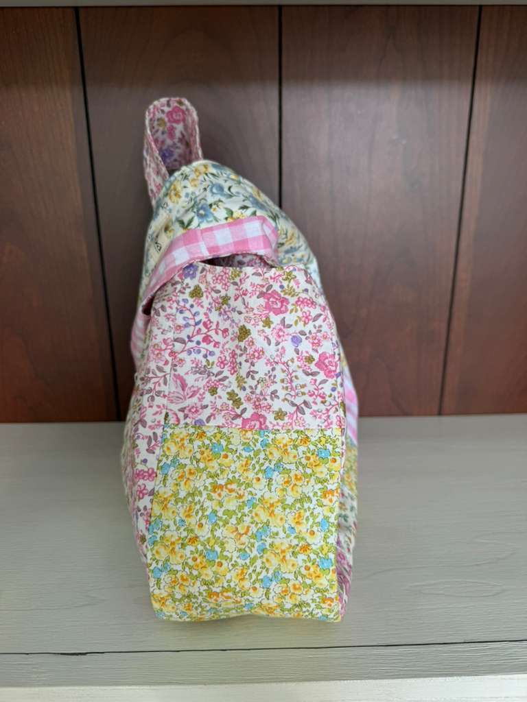 Gemma Meadow Liberty fabric Knot Lunch Bag