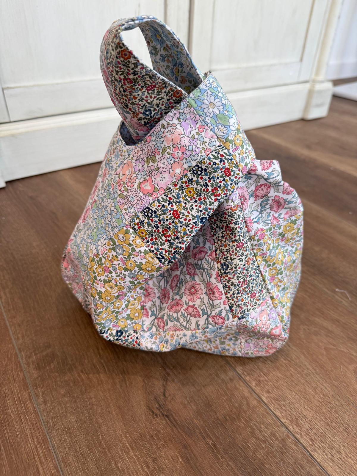 Patchwork Liberty fabric Knot Lunch Bag