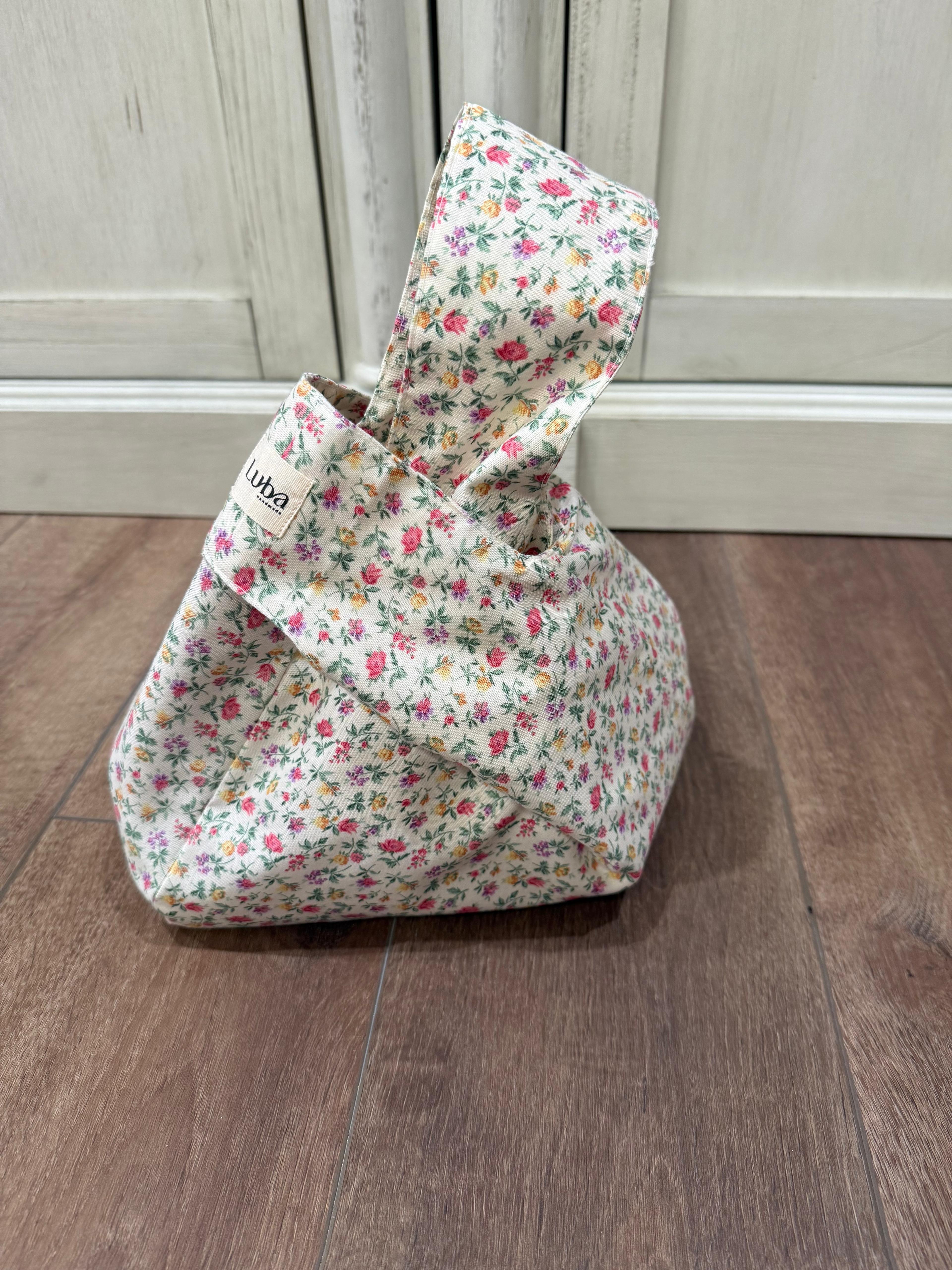 Vintage Floral Knot Lunch Bag