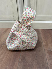 Vintage Floral Knot Lunch Bag